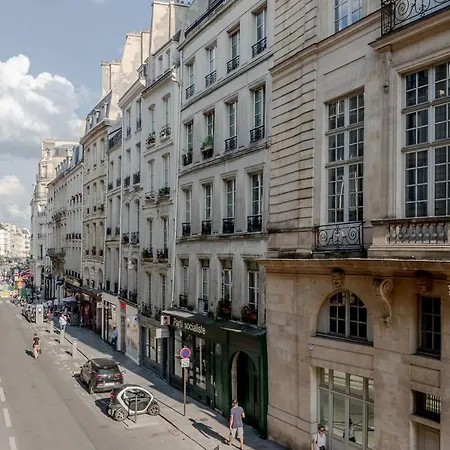 Beautiful Studio Next To From Notre Dame Cathedral شقة باريس
