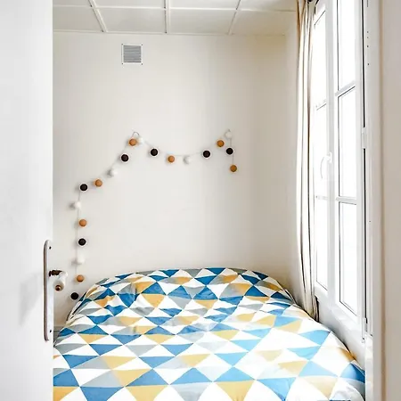 Beautiful Studio Next To From Notre Dame Cathedral Paris