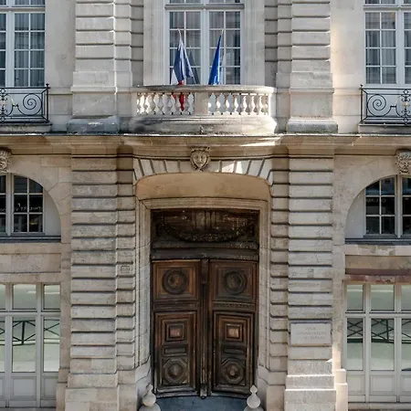 Apartment Beautiful Studio Next To From Notre Dame Cathedral *